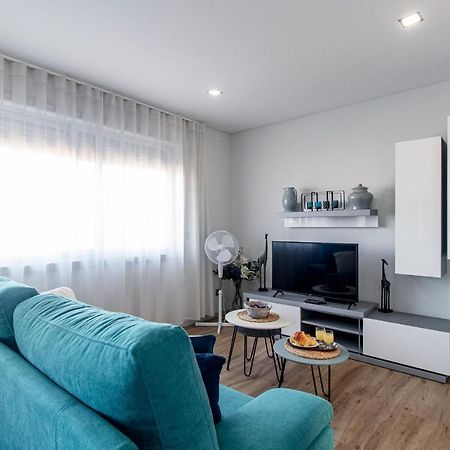 Downtown 1Br Apartment W/ Balcony By Lovelystay OOporto Exterior foto