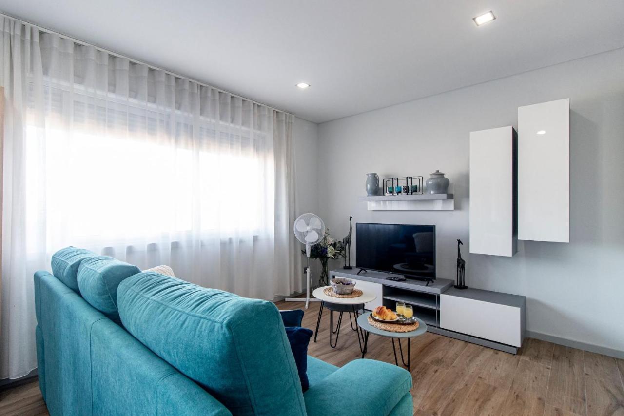 Downtown 1Br Apartment W/ Balcony By Lovelystay OOporto Exterior foto