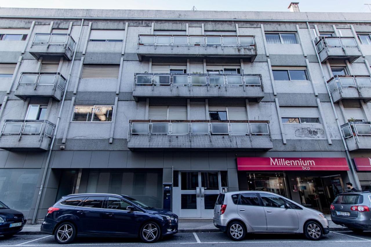 Downtown 1Br Apartment W/ Balcony By Lovelystay OOporto Exterior foto