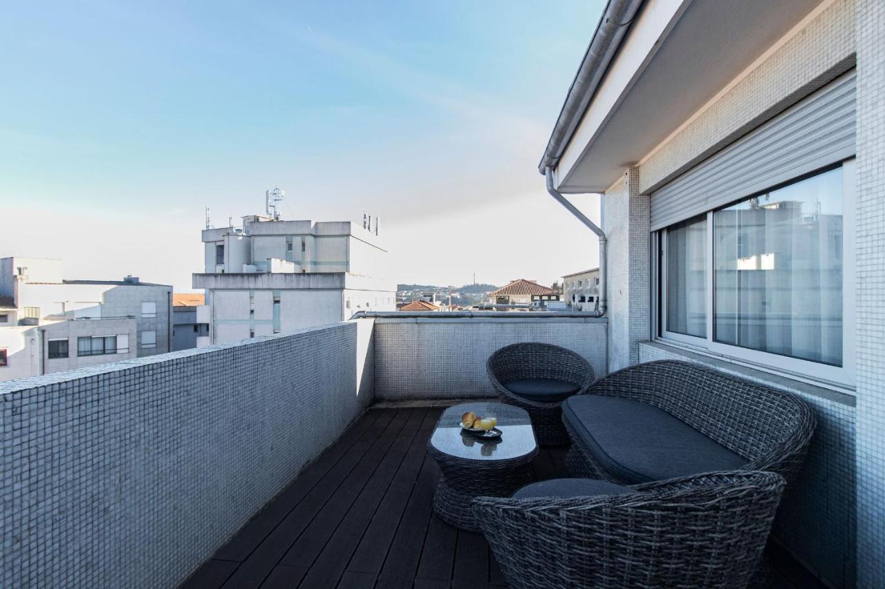 Downtown 1Br Apartment W/ Balcony By Lovelystay OOporto Exterior foto