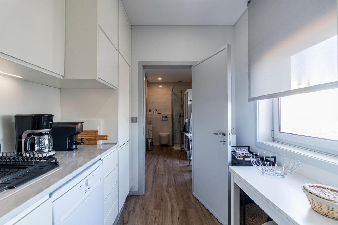 Downtown 1Br Apartment W/ Balcony By Lovelystay OOporto Exterior foto