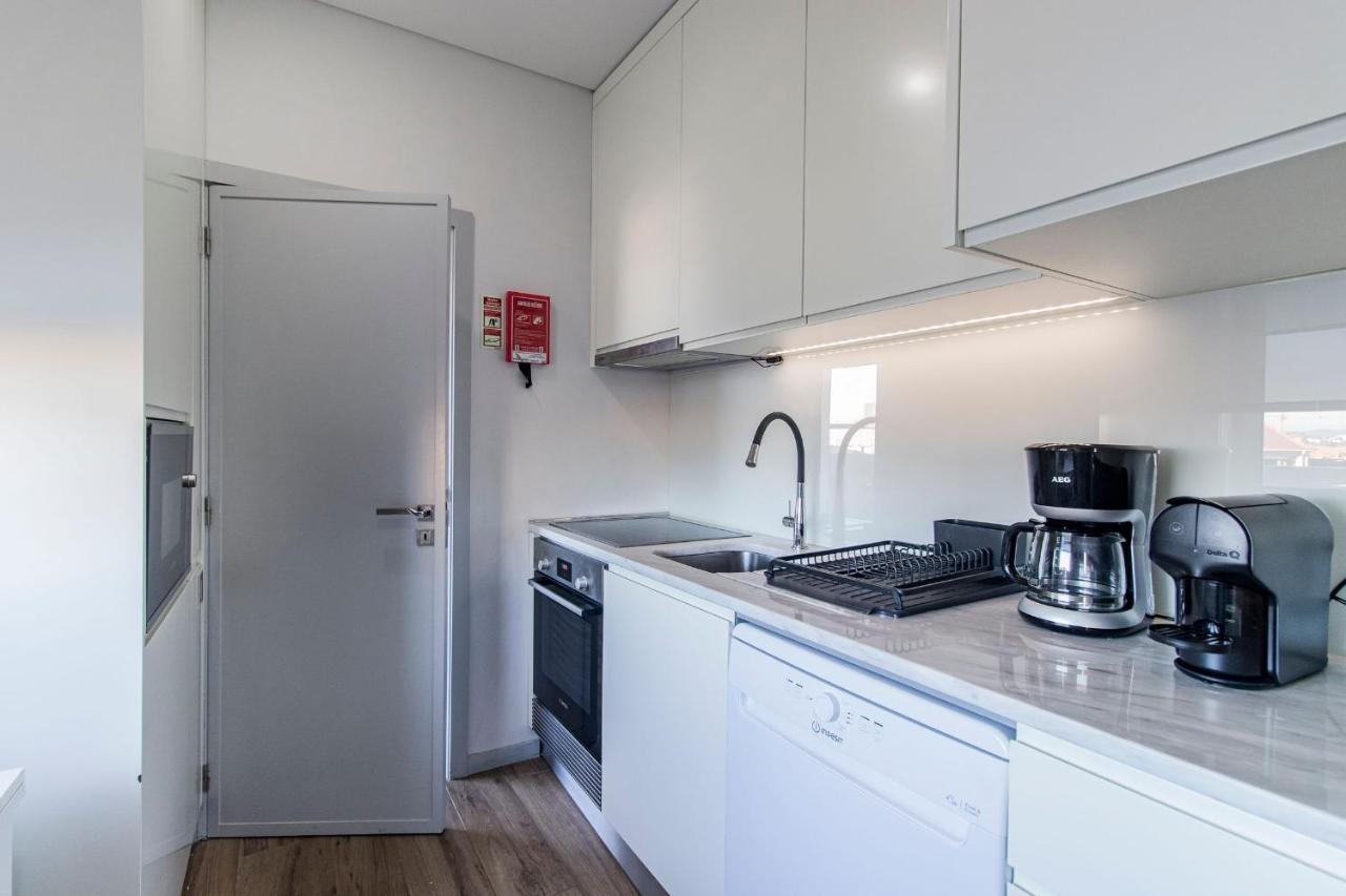 Downtown 1Br Apartment W/ Balcony By Lovelystay OOporto Exterior foto